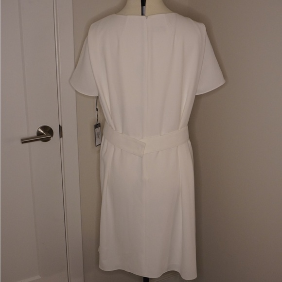 Armani white dress - Picture 2 of 9